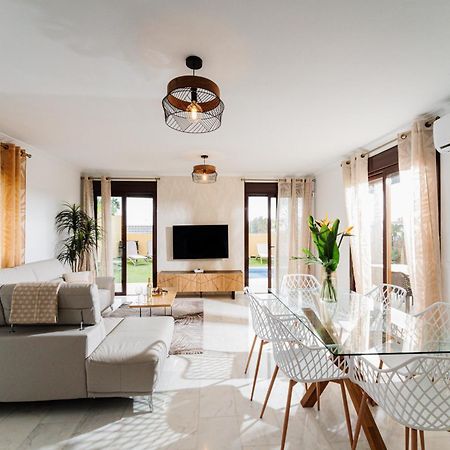 Villa With 4 Bedrooms And Private Heated Pool Сан Мигел де Абона Екстериор снимка